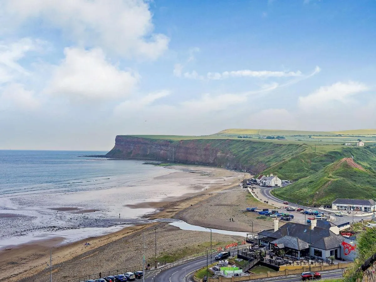 6 Bed In Saltburn-By-The-Sea 87398 Villa